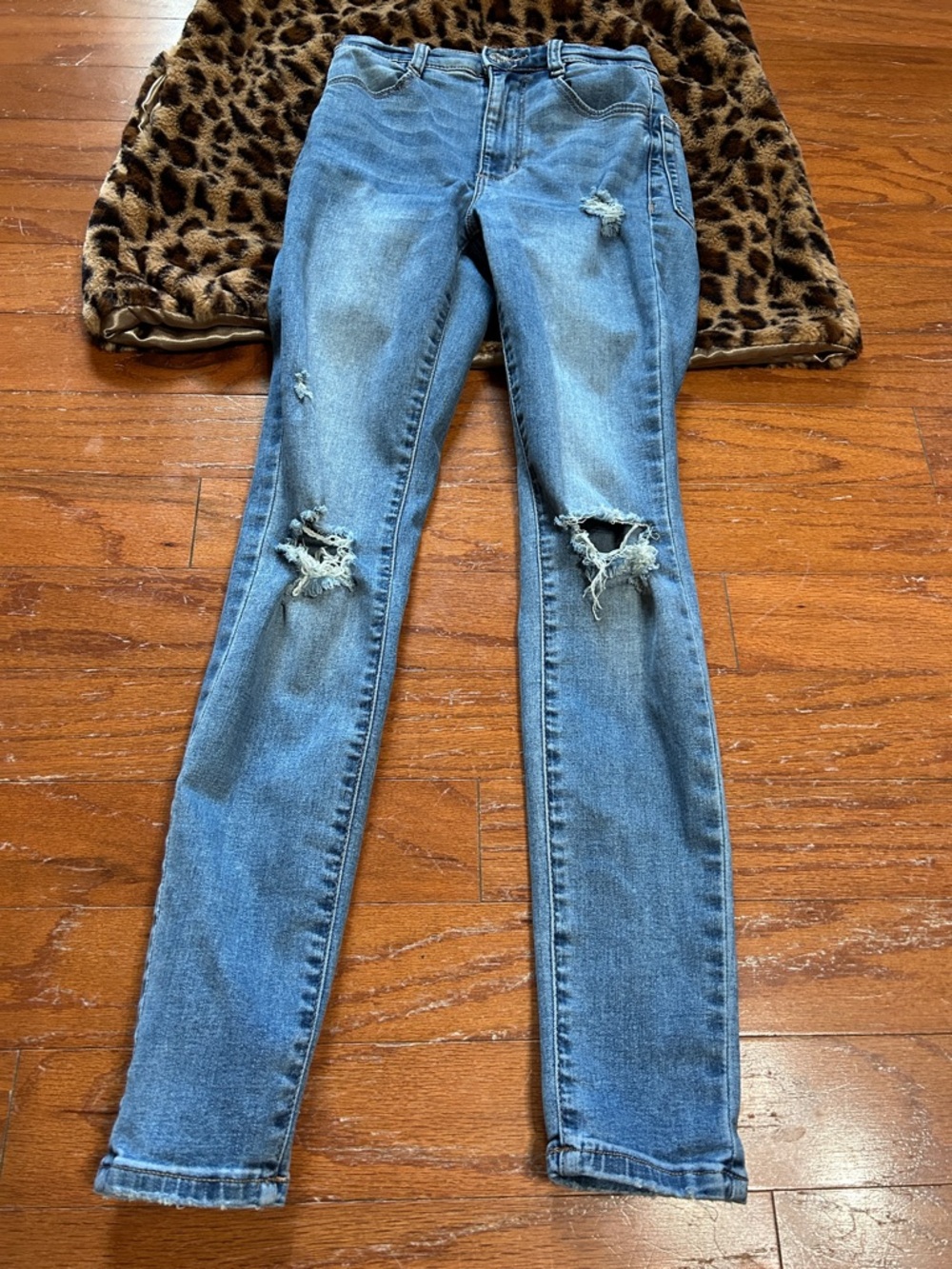 High-Rise Distressed Skinny Jeans - Blue